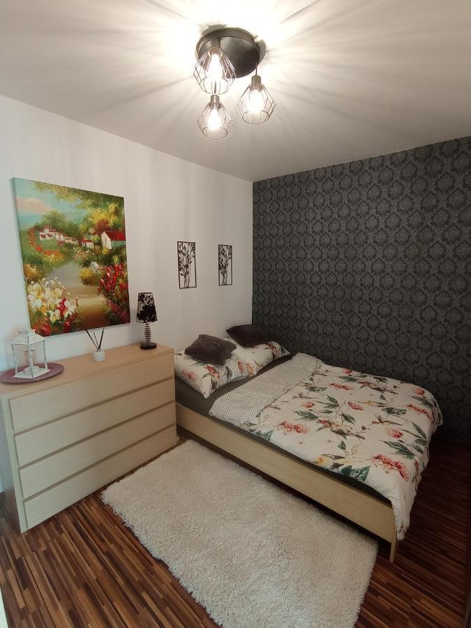 Mk Apartament III Rzeszów Εξωτερικό φωτογραφία